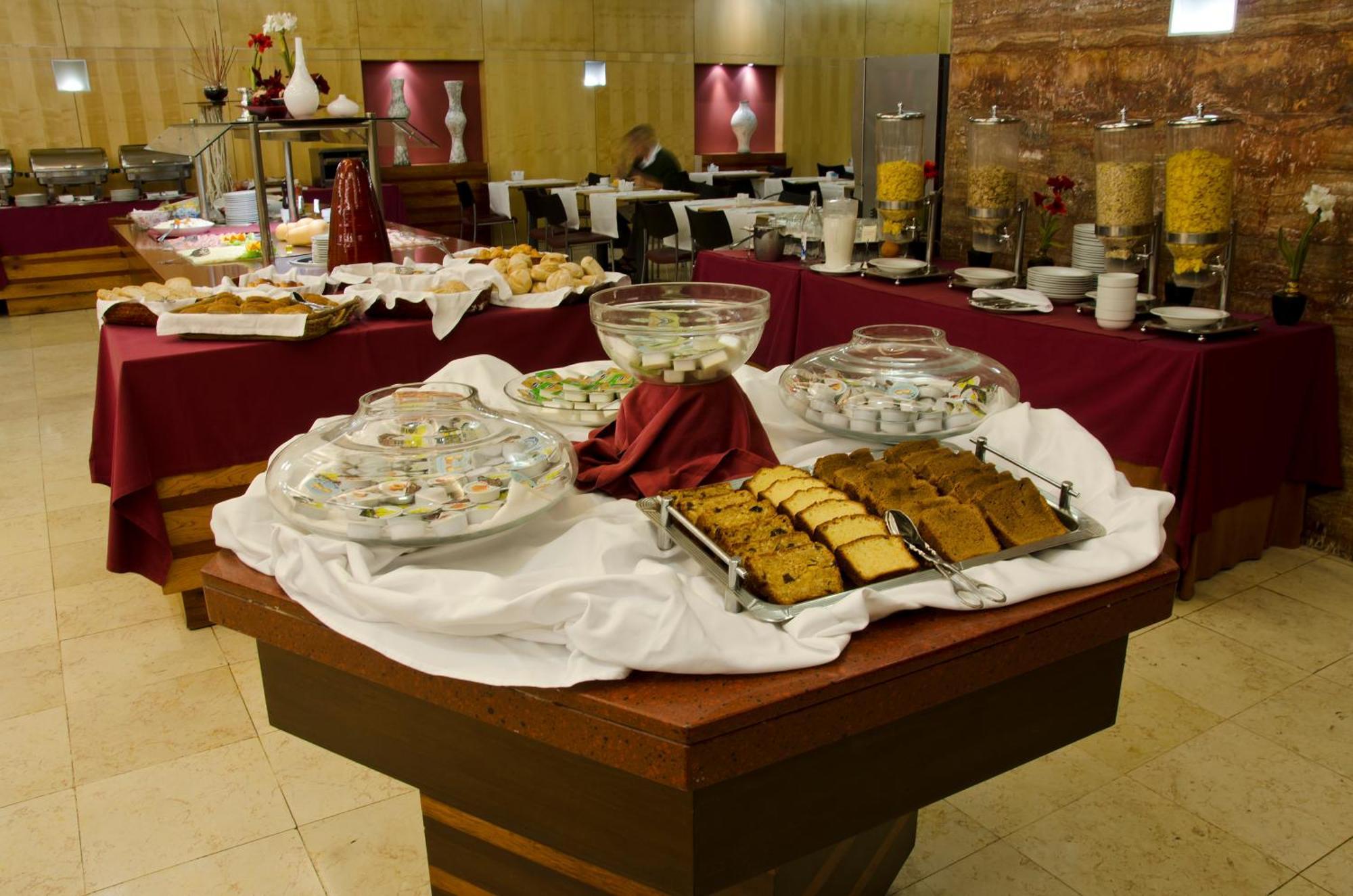 Vip Executive Entrecampos Hotel & Conference Lisabona Exterior foto