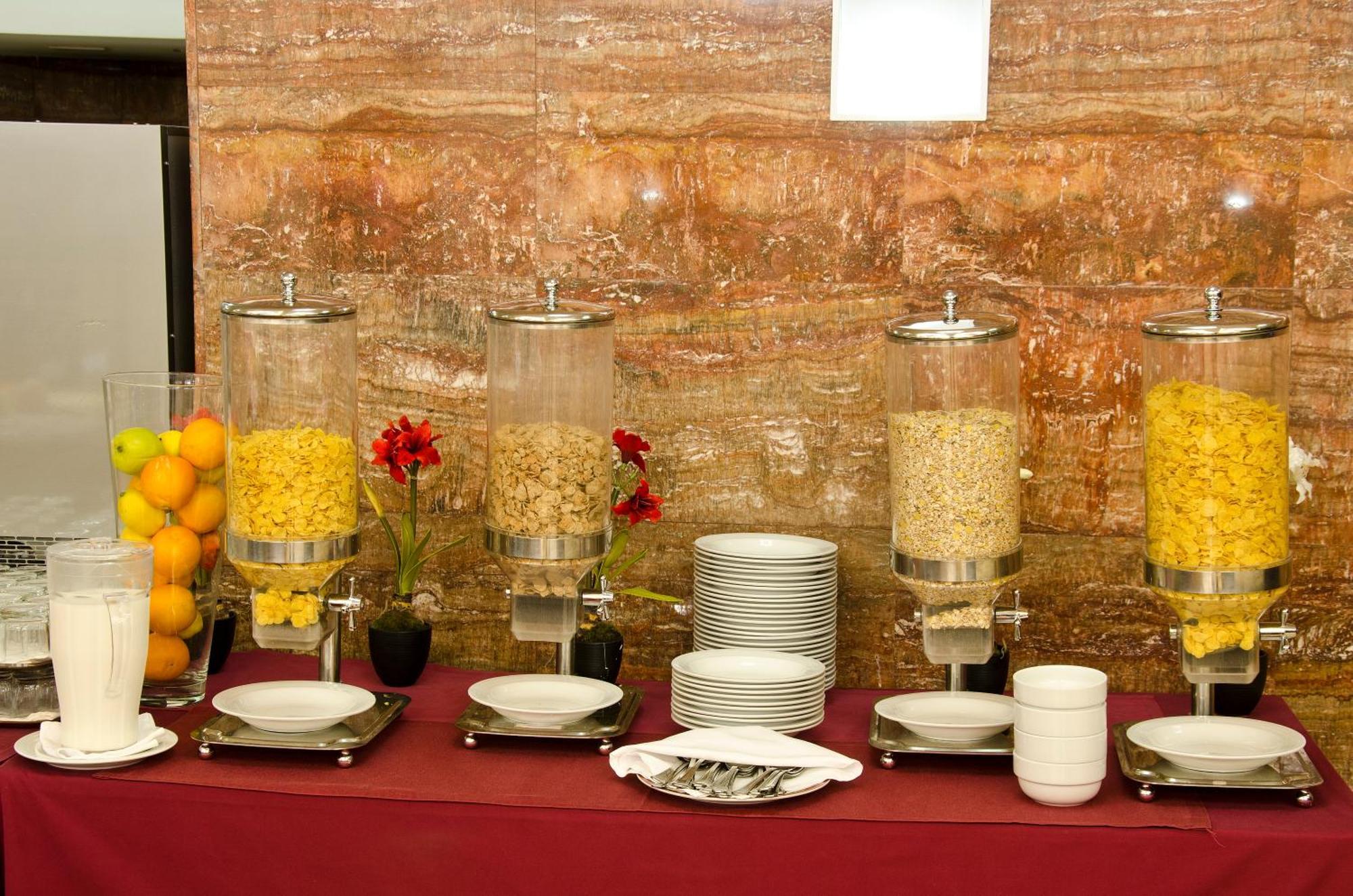 Vip Executive Entrecampos Hotel & Conference Lisabona Exterior foto